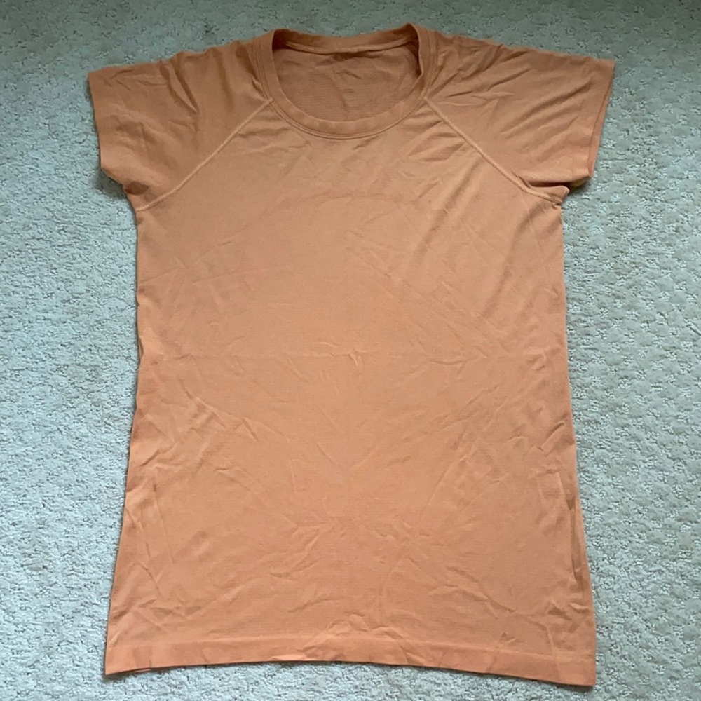 Lululemon swiftly work out top